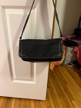 liz & co. Black Crossbody Bag with Subtle Geometric Pattern